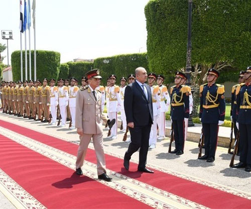 Egyptian Defence Minister Receives Iraqi Counterpart