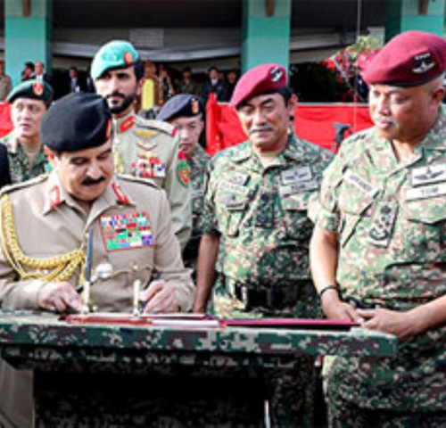 Pakistan’s Defense University Delegation Visits Bahrain