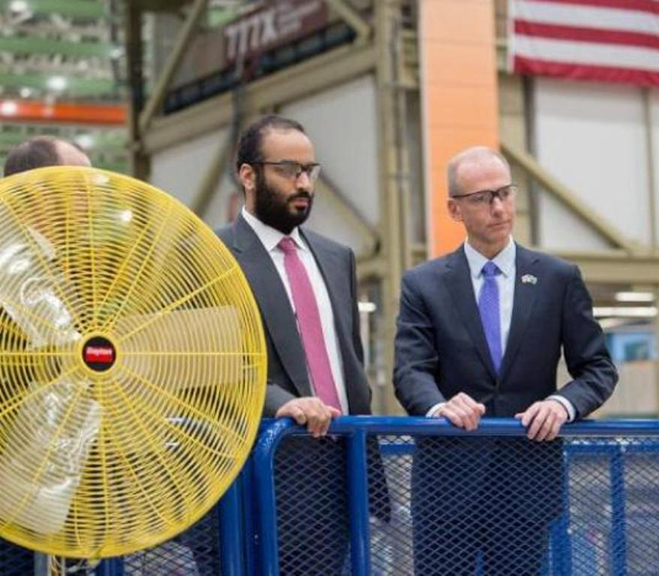 Saudi Crown Prince Tours Boeing’s Aircraft Facilities