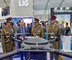 Commander of Royal Army of Oman Attends Opening Ceremony of KADEX 2024