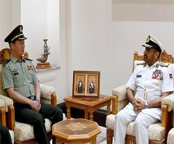 Delegation from China’s National Defence University Visits Oman